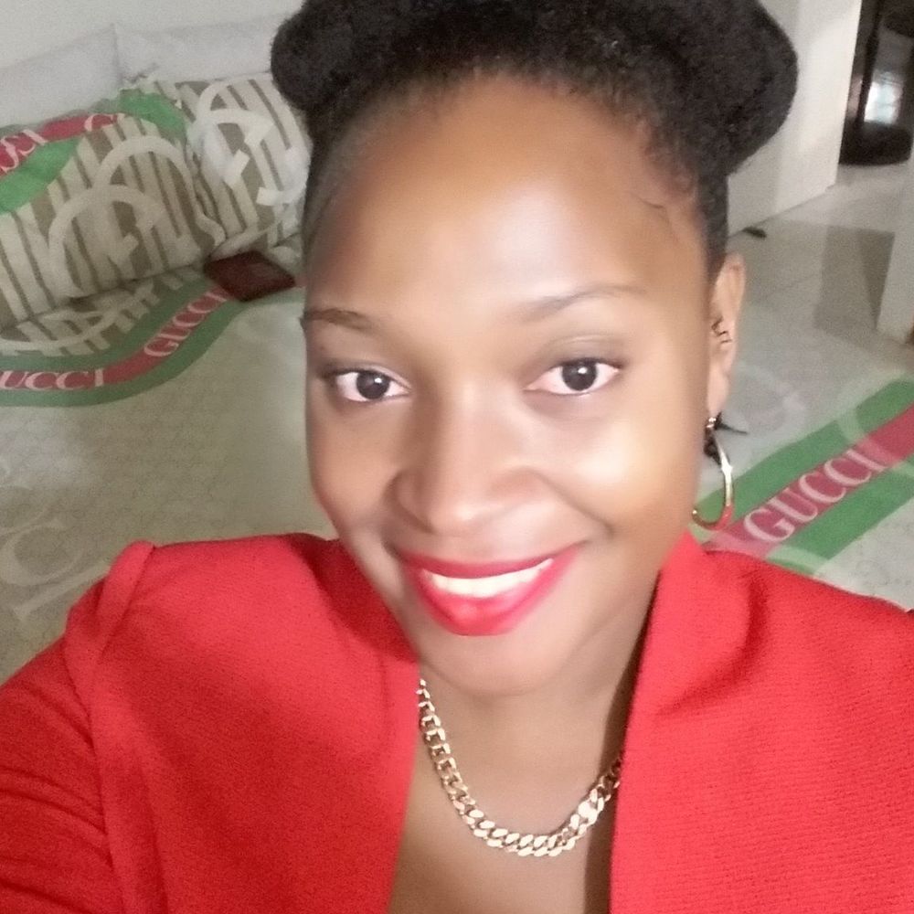 Meet your Posher, Annmarie